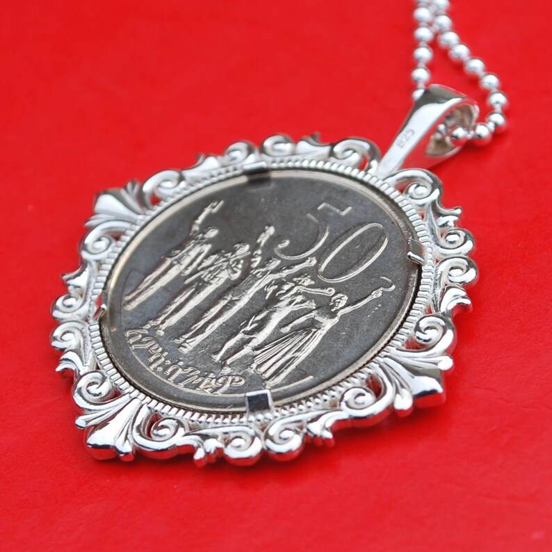 Lion 1977 Ethiopia 50 Cents BU Uncirculated Coin Solid 925 Sterling Silver Necklace NEW