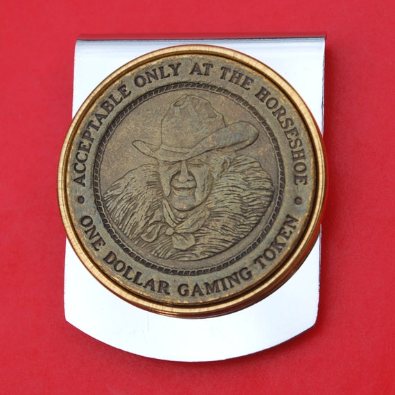 Grafische weergave van casino chips en een dobbelsteen, symbool voor kansberekening
