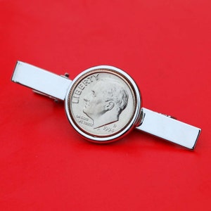 US 1965 ~ Current Year Roosevelt Dime 10 Cent Coin Silver Plated Tie Clip Clasp NEW