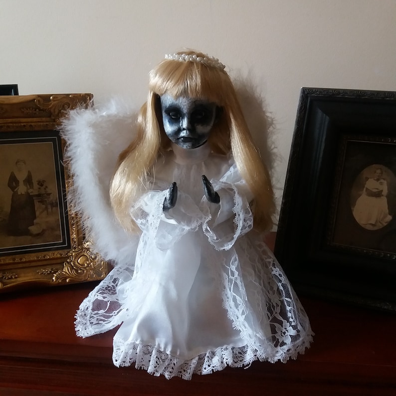 OOAK-Gothic-Zombie-Undead-Vampire-Creepy-Hand-Painted-Porcelain-Doll-Angel
