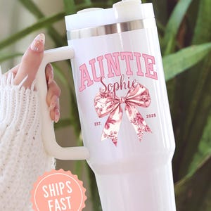 Custom Auntie Tumbler With Name Gift for Auntie Birthday Personalized Aunt Tumbler with Handle New Auntie Gift future aunt bestie reveal cup