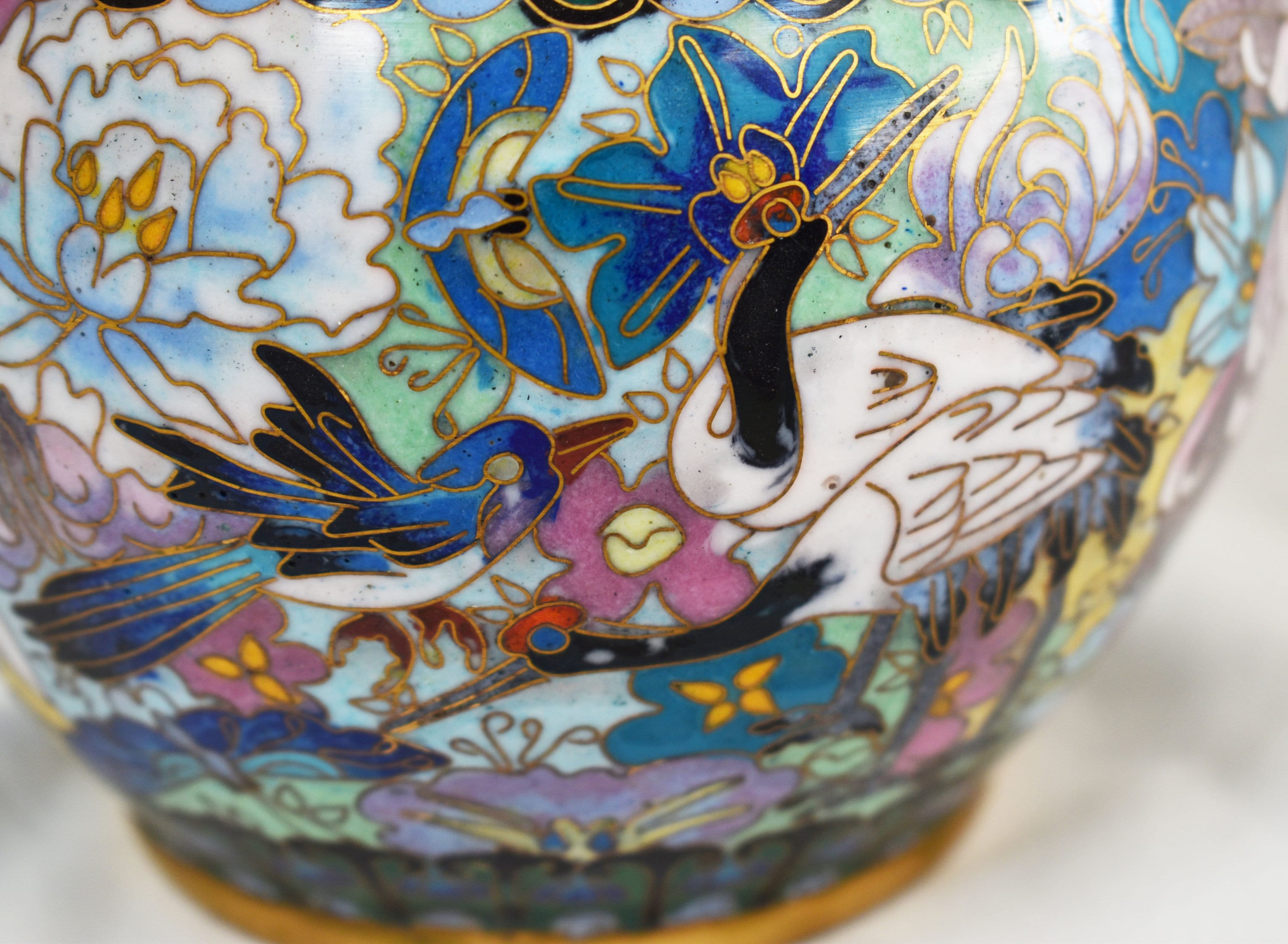 ヴィンテージ中国七宝花瓶-鶴、青い鳥、多色の蓮の花 - Etsy 日本