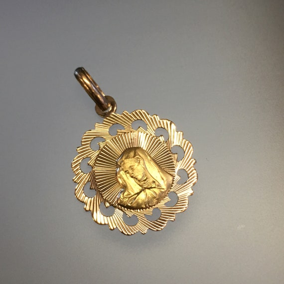 Vintage Virgin Mary 18k Italian Gold 