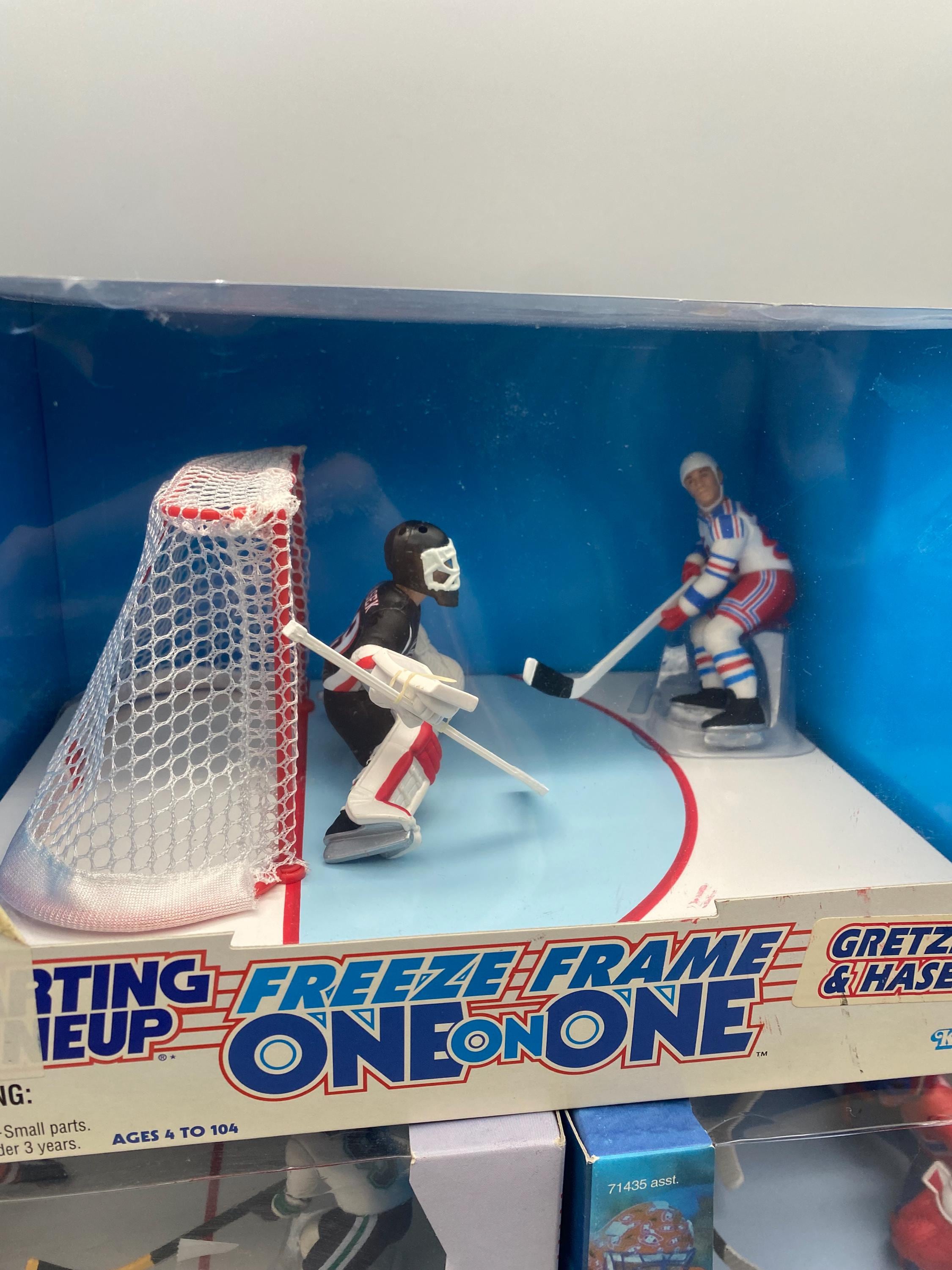 Kenner Starting Lineup Freeze Frame Hockey Figurines - Gretzky