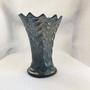Vintage Northwood Carnival Glass Vase: Amethyst Leaf Column Squatty Vase