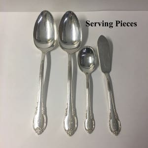 International REMEMBRANCE Silverware Set, Dinner Service for 8, 1847 Rogers Bros 1948, 7 Pieces Setting Silver Plate Flatware Monograms B image 10