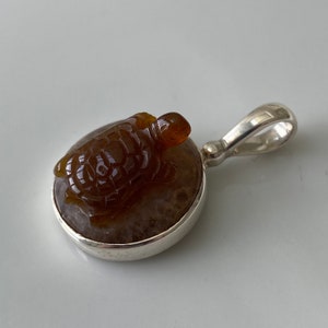 Vintage SAJEN 925  SAJEN 925 Sterling Silver Carved Turtle Pendant 3D Carved Turtle Quartz
