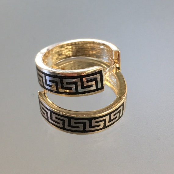 15mm Diameter 14k Yellow Gold 5mm Thickness Greek Key Huggie Hoop Earrings