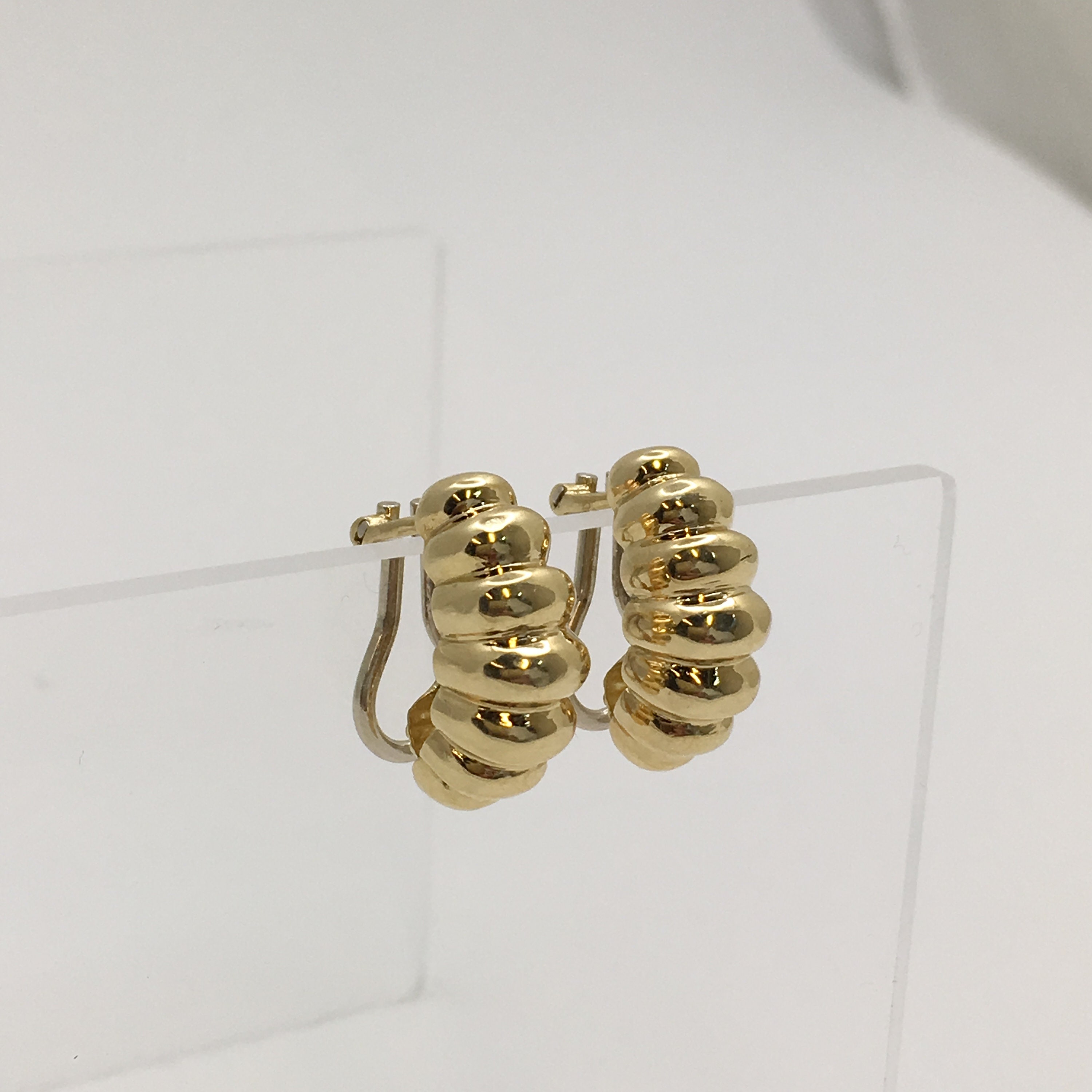 vintage gold shrimp earrings