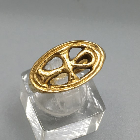 ankh ring gold