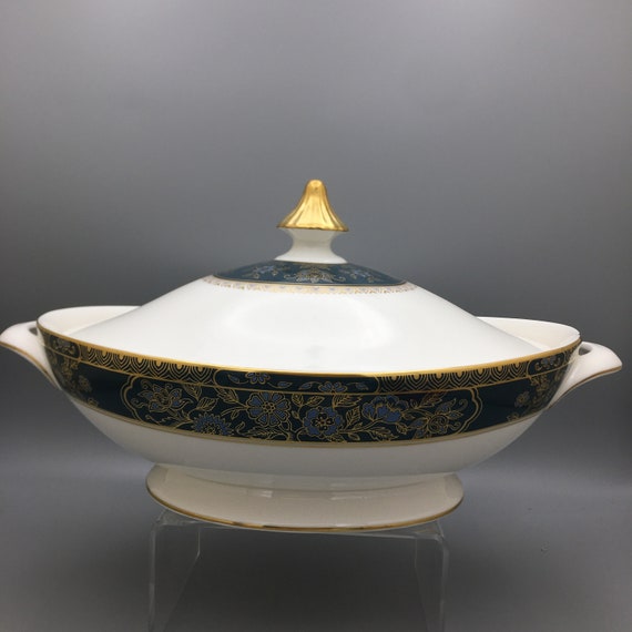 英国製   【covered vegetable】 ROYAL DOULTON Carlyle Pattern Oval Covered Vegetable Bowl & Lid