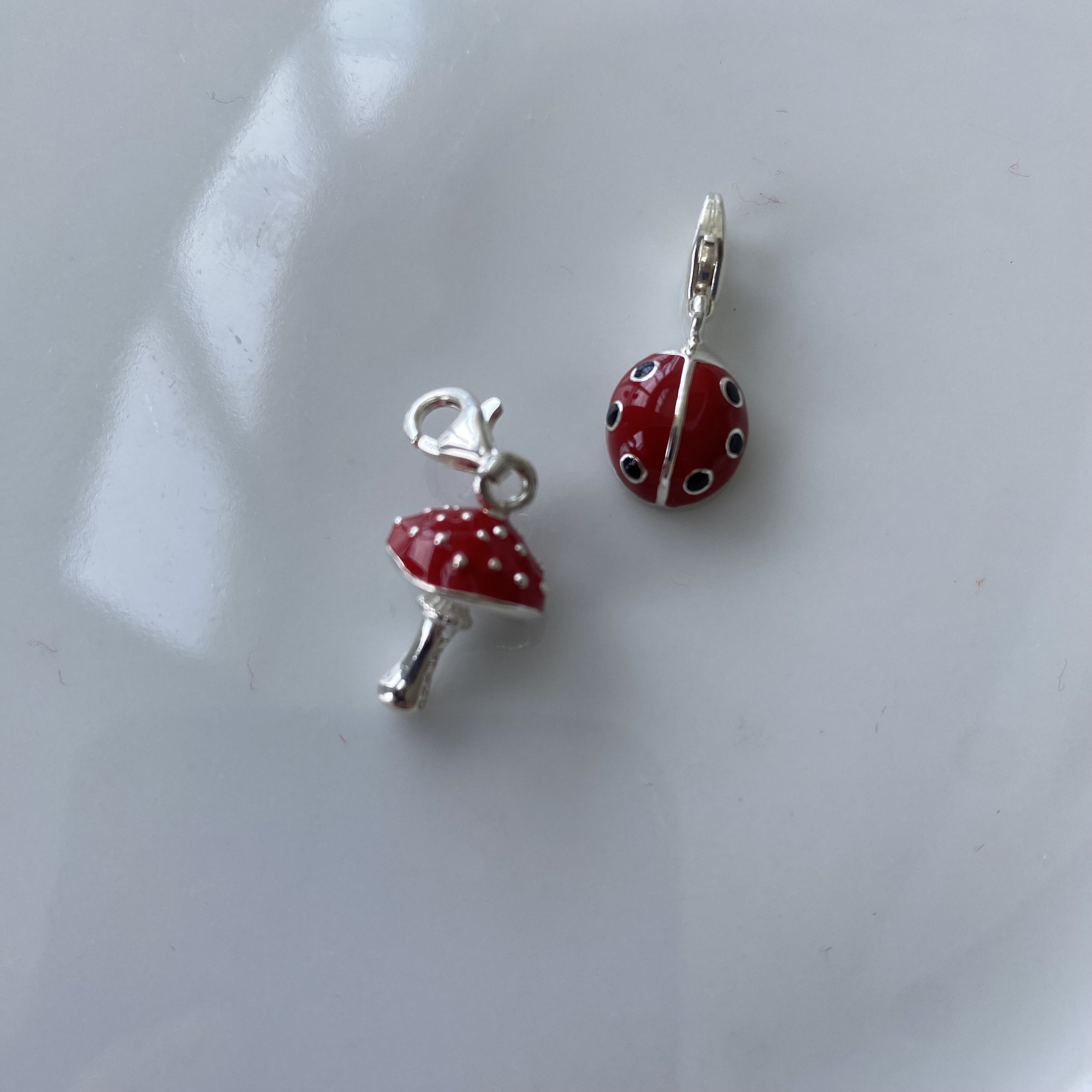 Thomas sabo mushroom charm deals