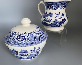 Blue Willow Porcelain Sugar Bowl & Creamer Set - Churchill Staffordshire England