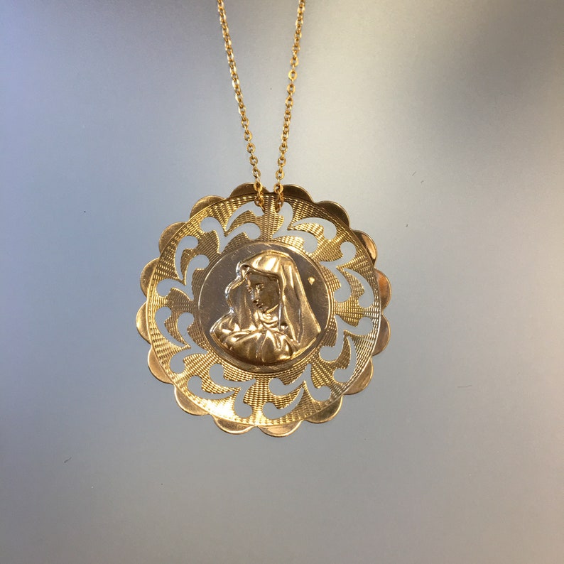 Virgin Mary Pendant 10k Gold NADENE,Madonna Pendant Yellow Gold Vintage Religious Pendant Our Lady of Lourdes Pendant