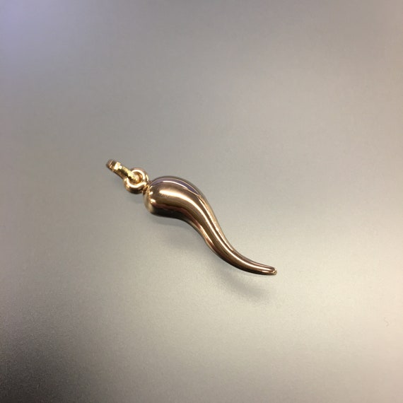 Vintage 10K Yellow Gold Italian Horn Pendant, Shin