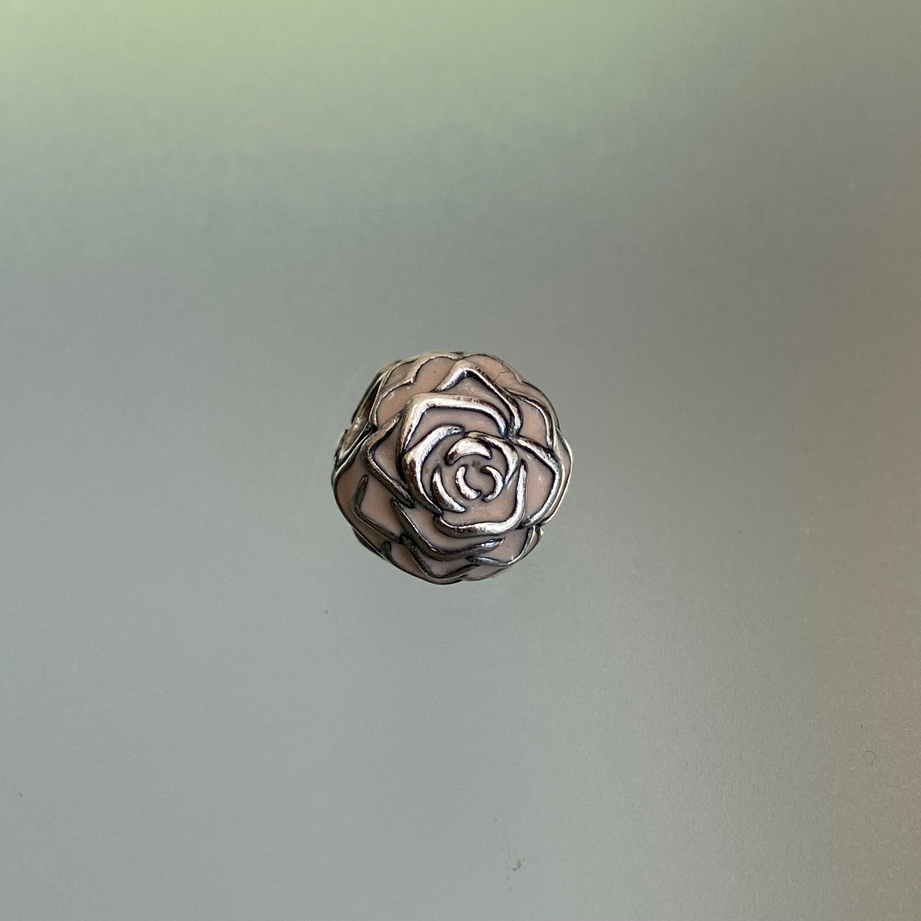10 Rose Charms Antique Silver Tone F57 