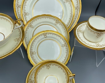 Zestaw obiadowy Aynsley Gold Trim z porcelany: filiżanka do espresso, miska, talerz – 10 elementów