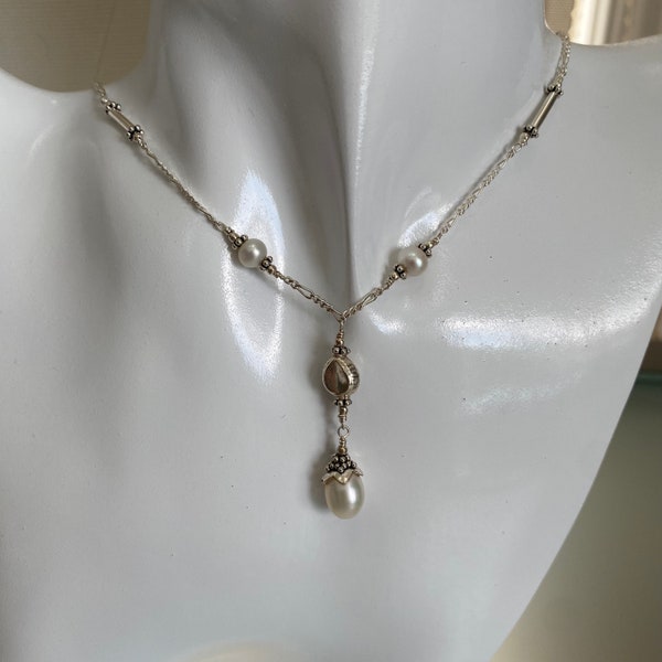 Vintage FNA Sterling Silver Pearl Pendant Necklace Natural Pearl And Sterling Silver Beads Necklace Pearl Drop Necklace Délicate Necklace