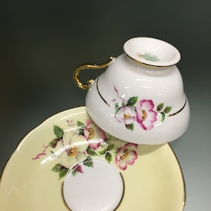 Vintage Stanley Fine Bone China Tea Cup Made in England Est 1875 Yellow and White With Flowers, Vintage Tea Cups, Flower Painted Teacup