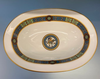Noritake Boliska Vegetable Bowl: 10 Inch Oval, Celtic Bird Design