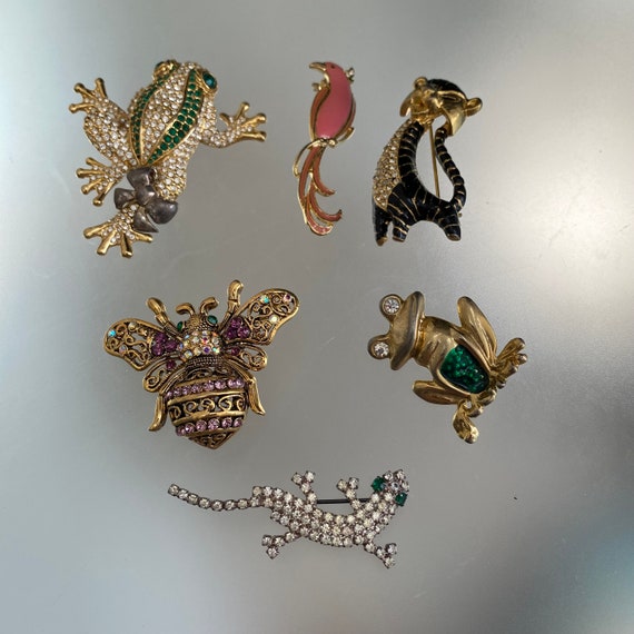 Vintage Brooches Ménagerie of Animal Brooches Gol… - image 6