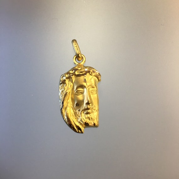 18K Gold 3D Jesus Christ Head Pendant,Embossed Jes
