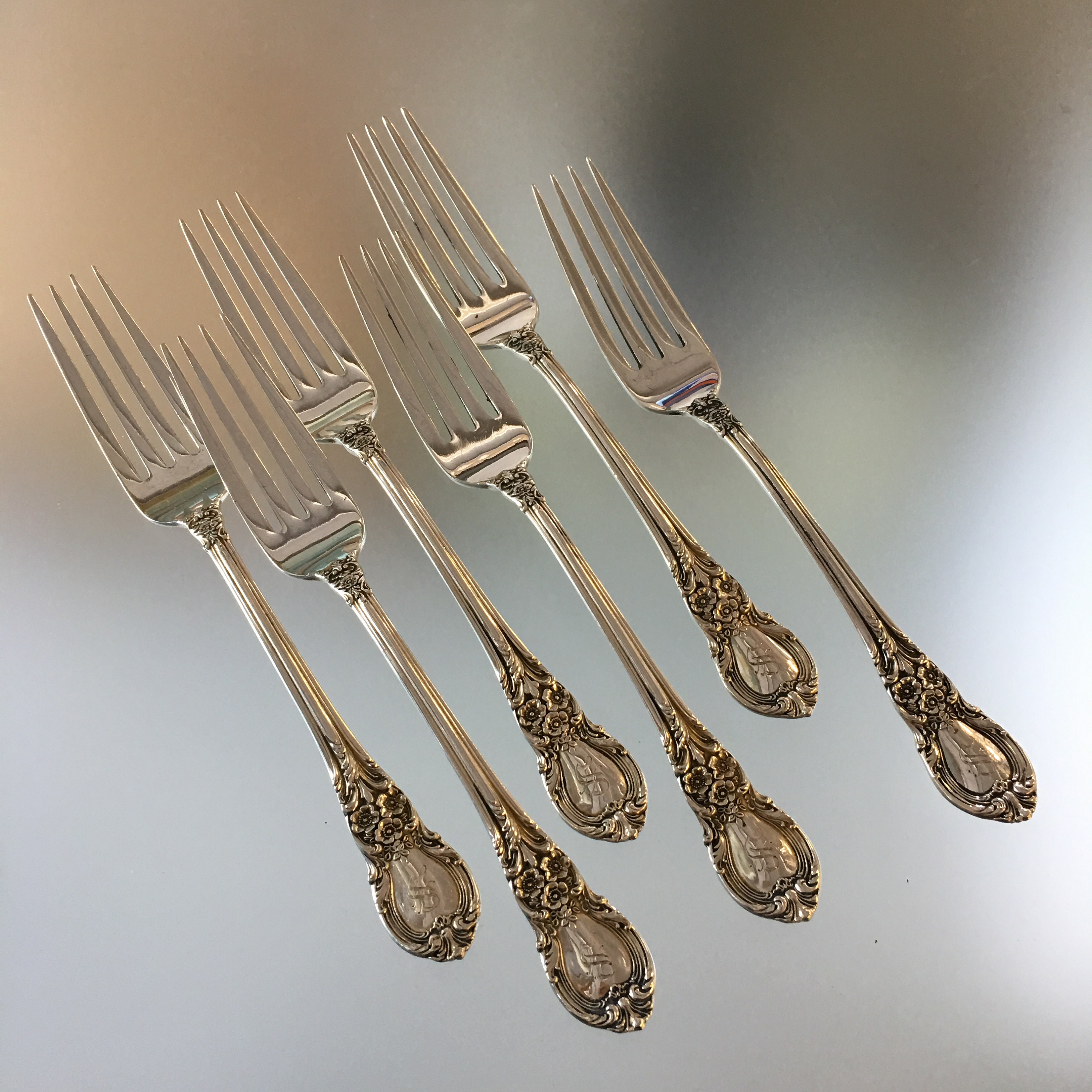Lunt Sterling Silver Lunt American Victorian Pattern Teaspoon Etsy