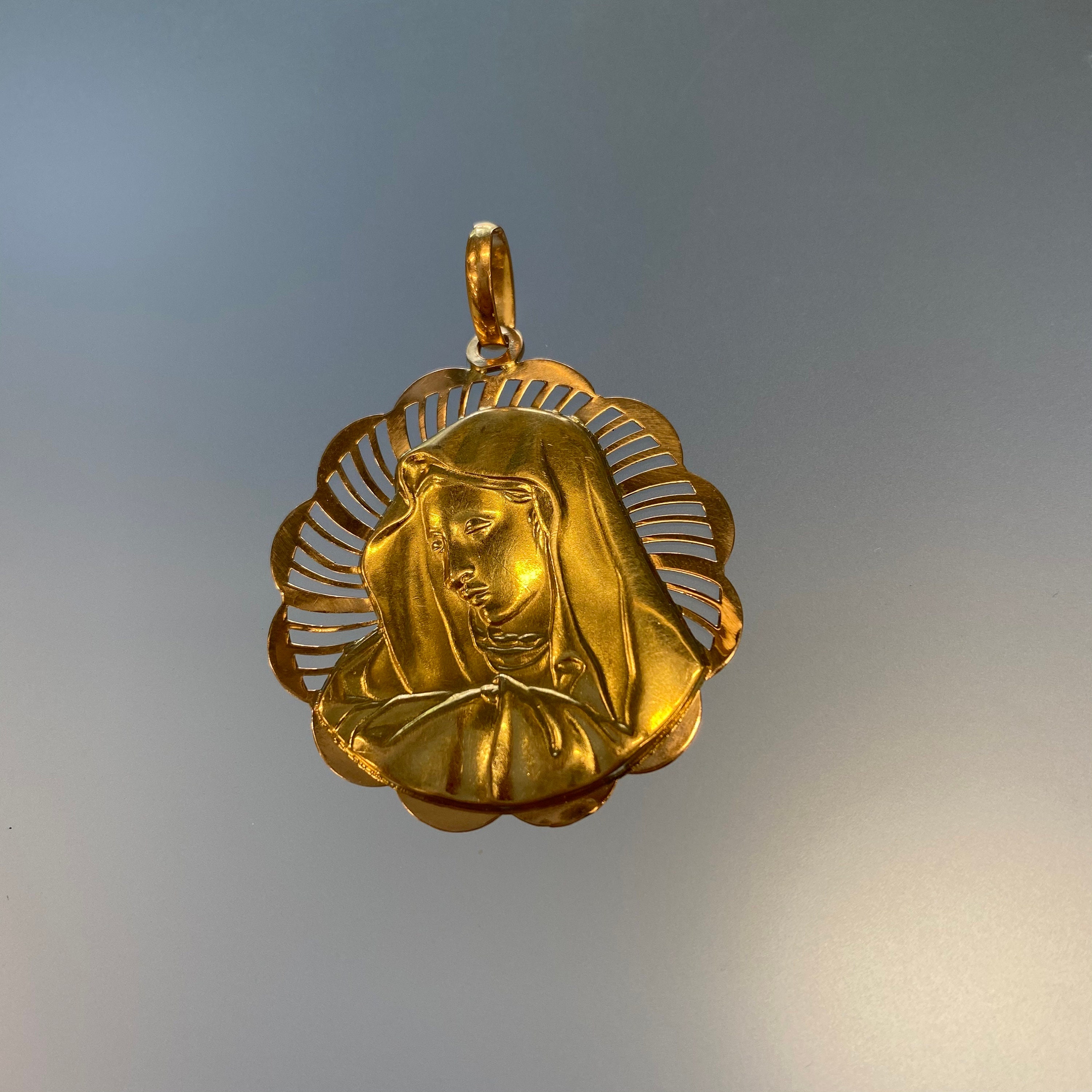 Vintage 18k Yellow Gold Madonna Medallion Virgin Mary Pendant Etsy