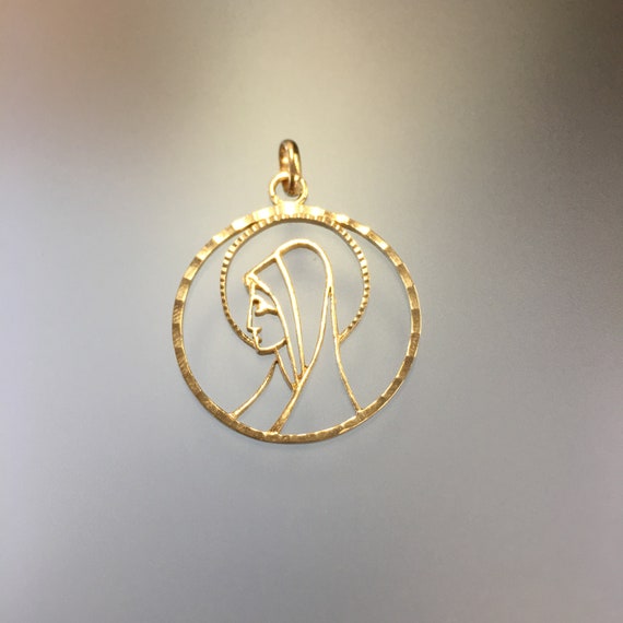 Vintage 10k Gold Virgin Mary Pendant, Abstract Ima