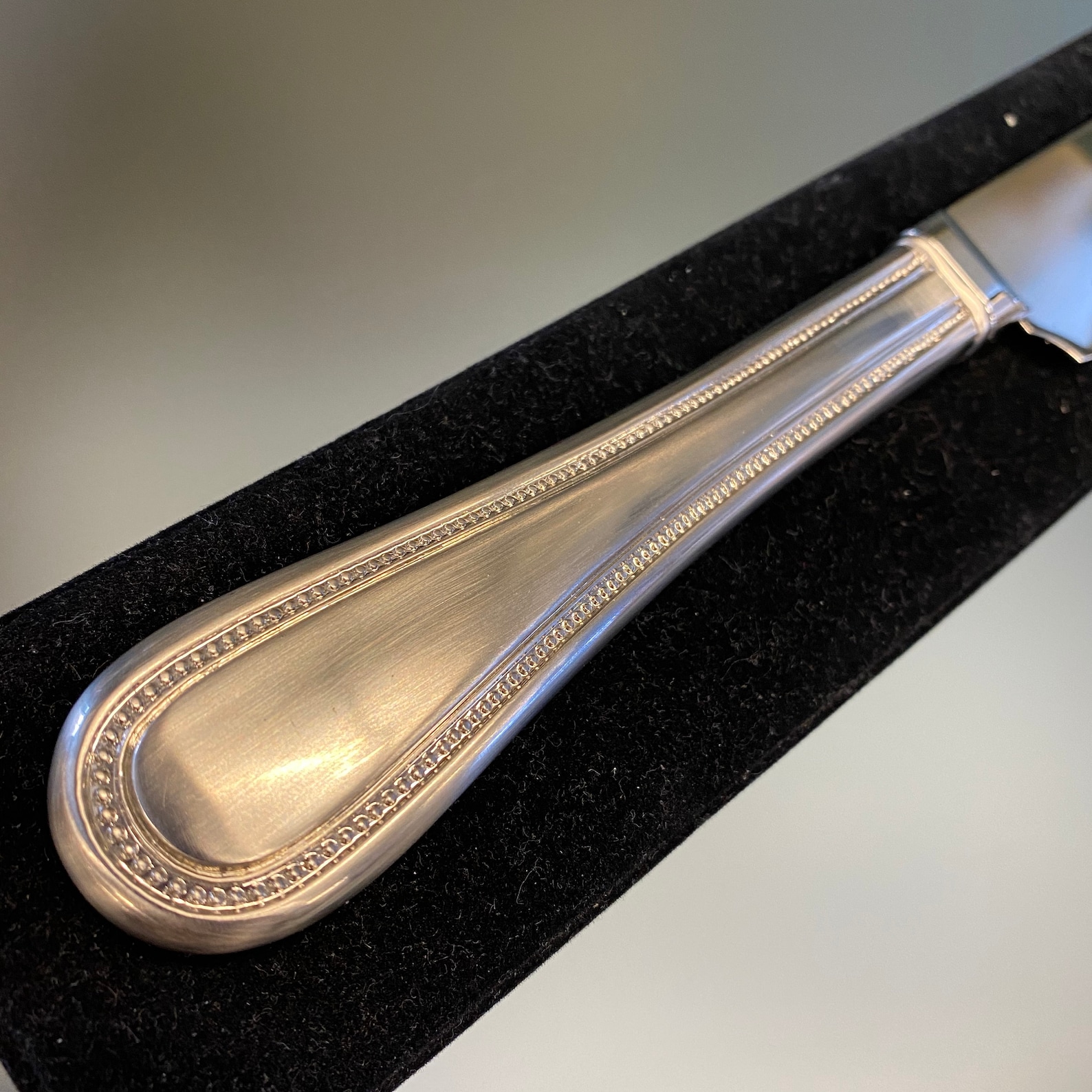 Vintage TOWLE Newberry Cake Knife w Original Silk Lined Box Etsy Canada