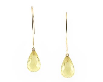 Very pretty and elegant,Lemon quartz briolettes natural stones on 9K yellow gold (solid) hooks.