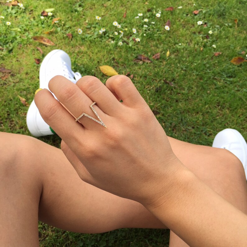 V Shaped Ring Stunning Minimal Ring/ Statement Ring/ Chevron Etsy