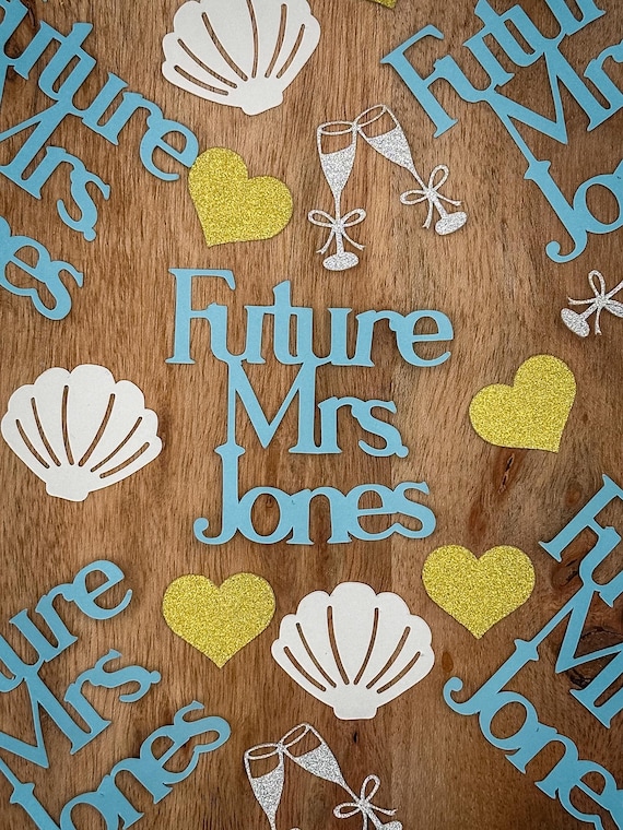 Personalized Future Mrs Confetti | Beach Bachelorette Party Decor | Bridal Shower Table Scatter | Shell, Gold Heart & Champagne Confetti