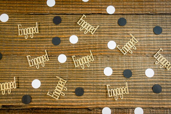 Glitter Gold Engaged Confetti with White and Black Circles