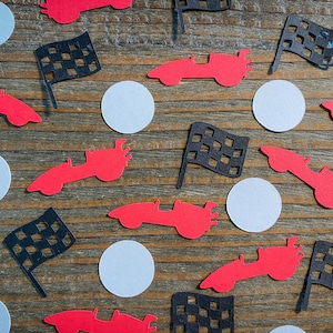 Confetti racewagenfeest, rode racewagen, zwart geblokte vlag en witte cirkel
