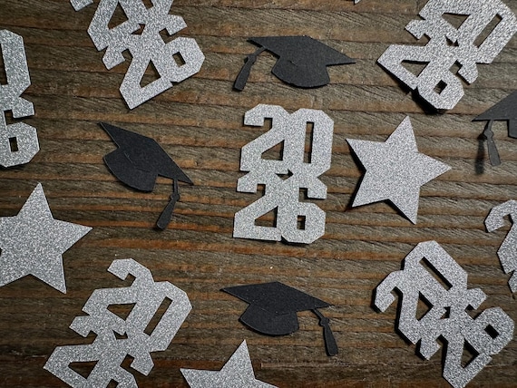 Silver Glitter 2026 Graduation Confetti: Stars & Caps