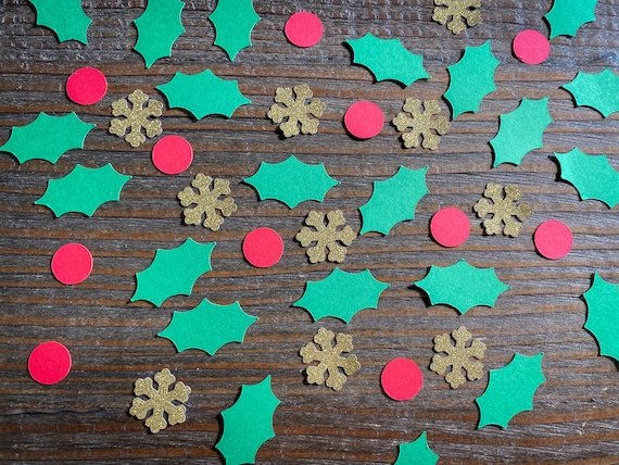 Holly Leaves, Berries, and Gold Snowflake Confetti