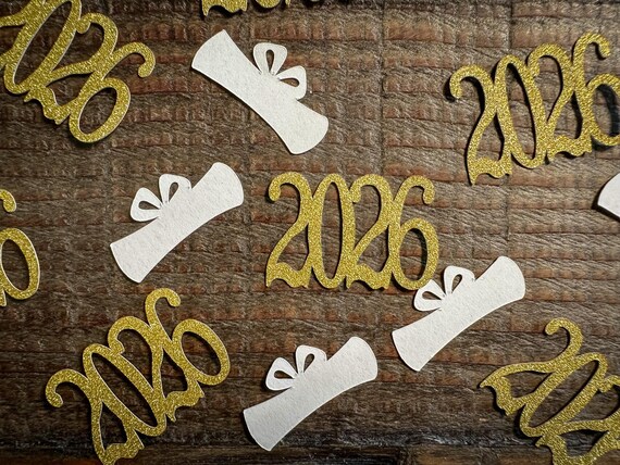Gold 2026 Graduation Confetti with Diplomas