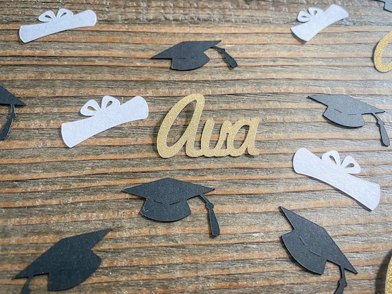 Gold Personalized 2025 Graduation Confetti with Diplomas