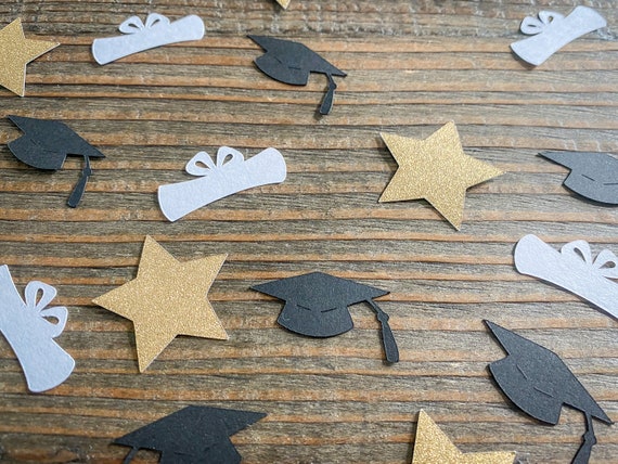 2026 Gold Star and Diploma Graduation Confetti
