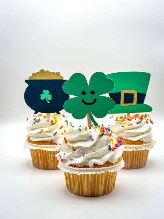 St. Patrick’s Day Cupcake Toppers – Set of 12