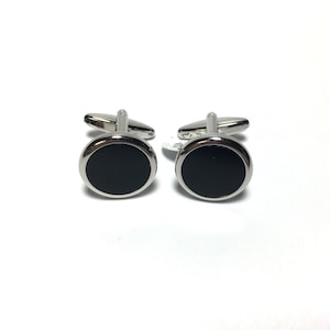Boutons de manchette en argent onyx dans une boîte, cadeaux de mariage, cadeaux pour garçons d&#39;honneur