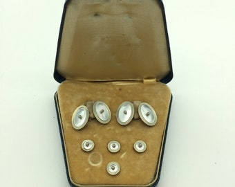Conjunto de esmoquin Art Déco de nácar con gemelos e incrustaciones de platino, década de 1930