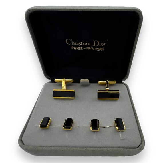 Basic Black with Gold Trim Studs and Cufflinks Set Basic Black with Gold Trim Studs and Cufflinks Set