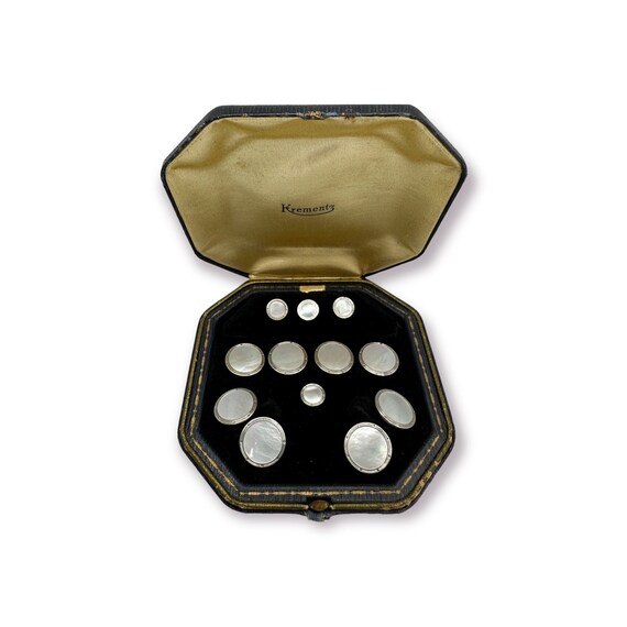White Octagon Mother of Pearl with Gold Edge Studs and Cufflinks Set White Octagon Mother of Pearl with Gold Edge Studs and Cufflinks Set