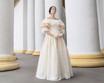 Reina Victoria Vestido De Novia De Epoca Reina Victoria, En Su