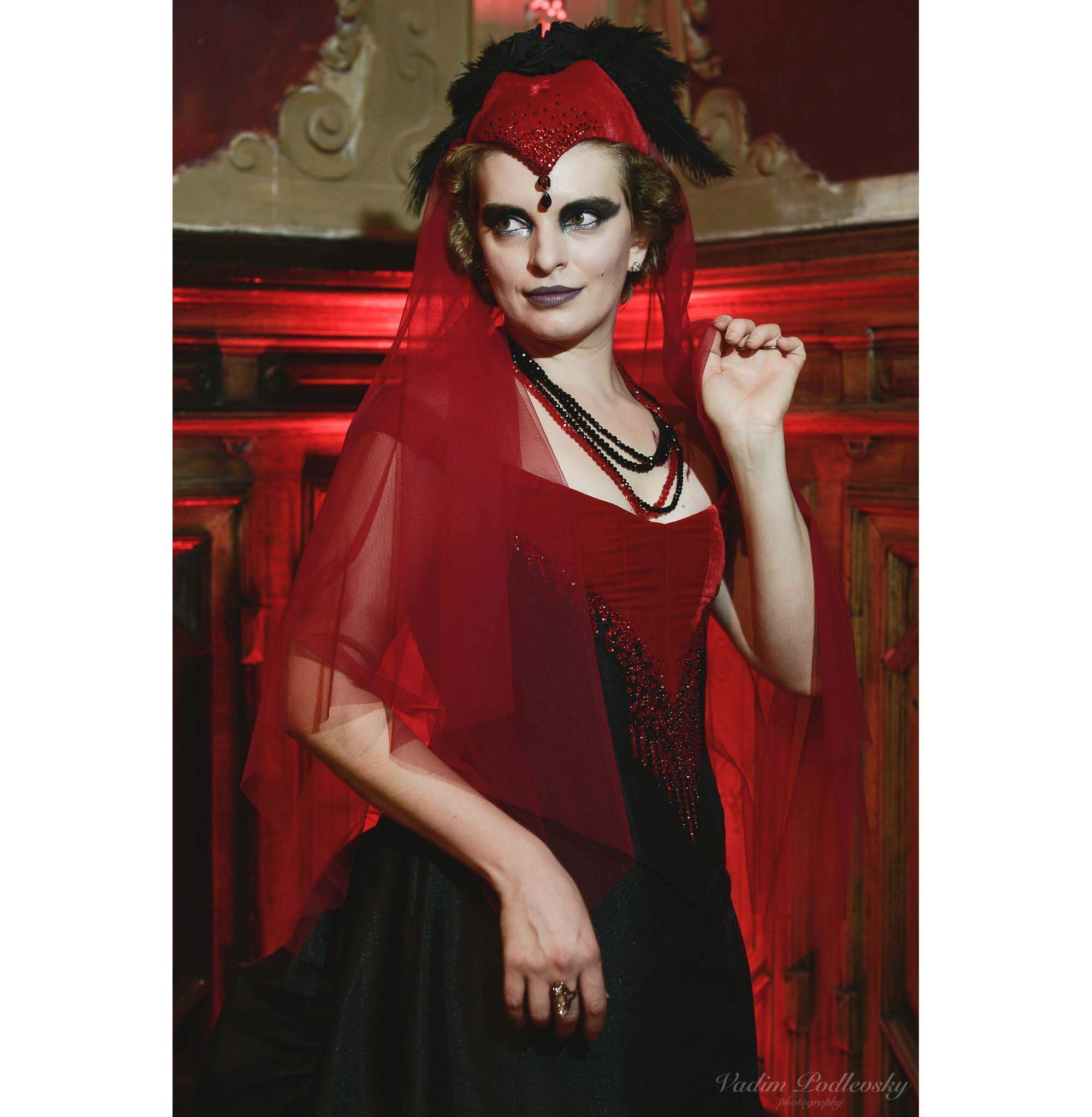 Dark Vampire Goth Makeup Kit