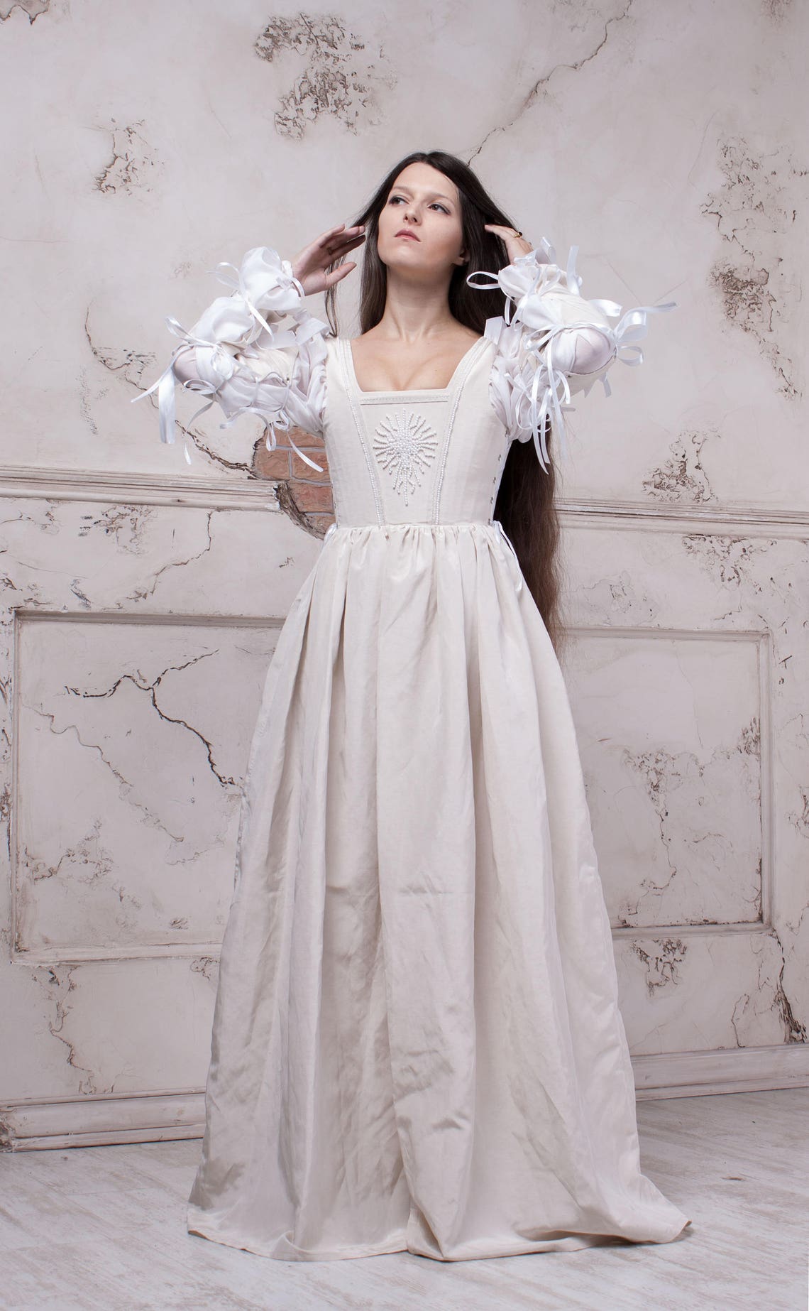 Renaissance Silver Pearl Dress 1490s Pearl Gown - Etsy Canada