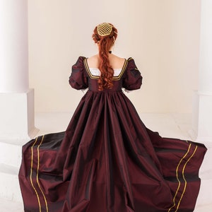 Dark Red Renaissance Dress, 1500s Renaissance Gown image 8