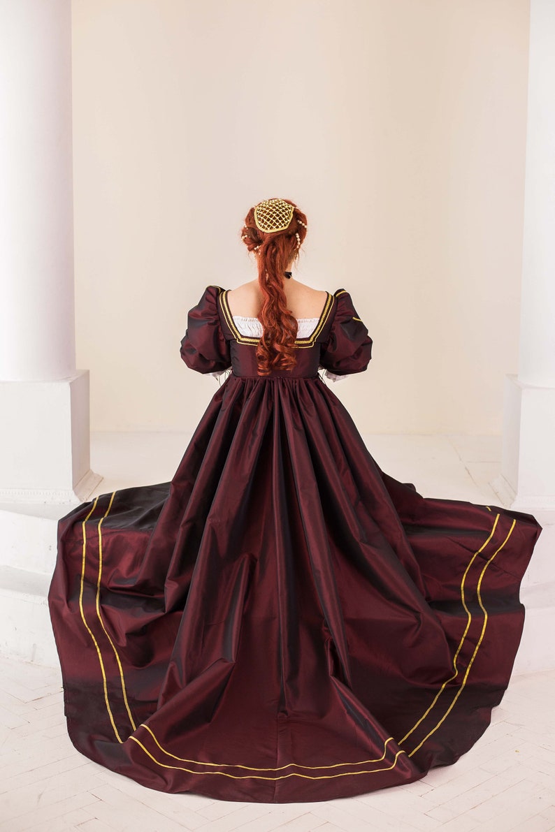 Dark Red Renaissance Dress, 1500s Renaissance Gown image 8